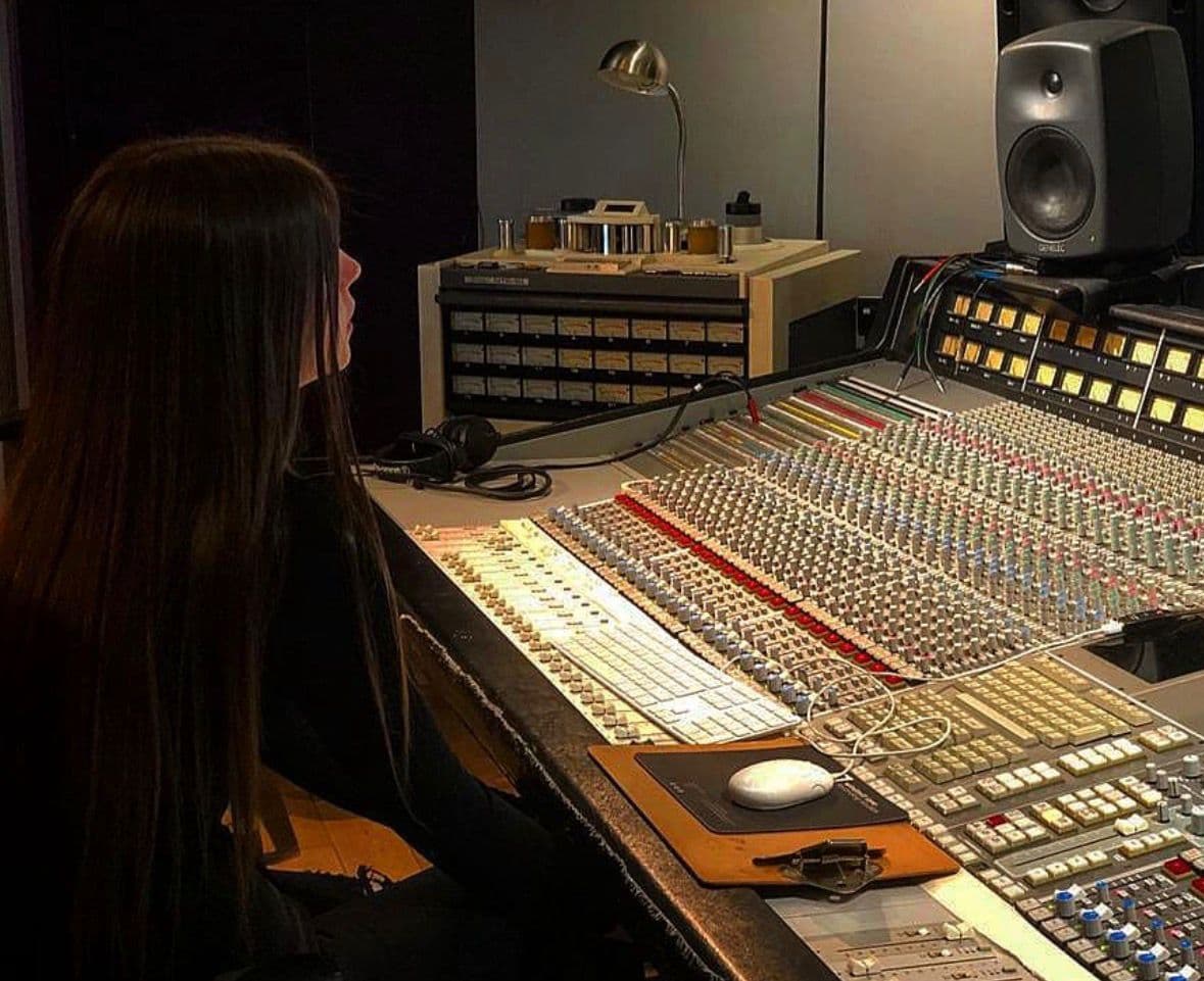 Megan Byrne Somatic Vocal Coach Dublin